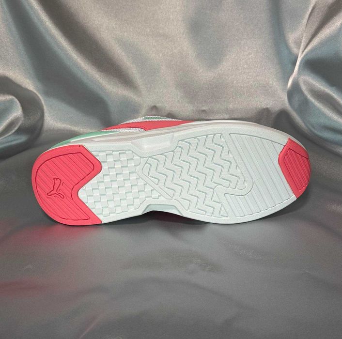 Жіночі кросівки Puma X-Ray