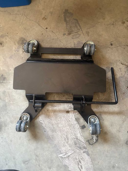 Peana de estacionamento Moto ConStands por cavalete central preto