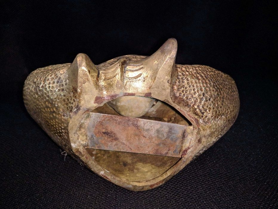 Divindade Asiática Bronze