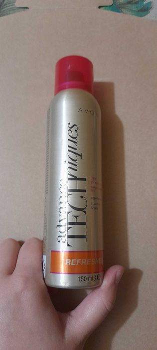 Suchy szampon Advance Techniques z Avon!