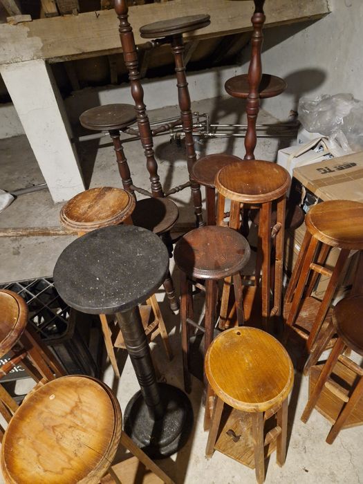 Suportes para vasos em madeira