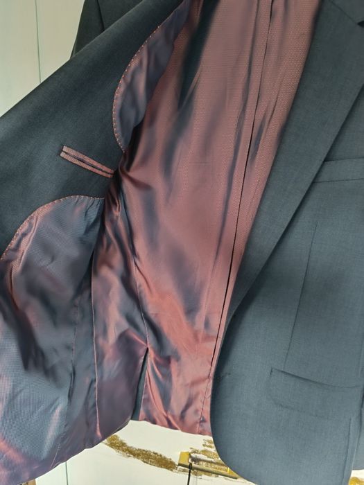 Garnitur męski Slim / Szczupły (Rozmiar S / 46 na wzrost ok. 180-185 cm)