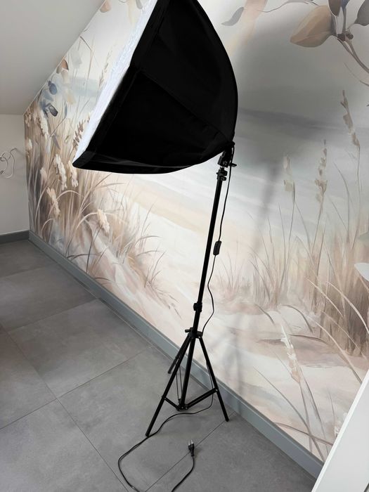 lampa studyjna kosmetyczna lub fotograficzna