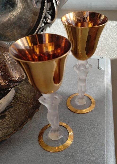 Conjunto de copos(2)  "VENUS" cristal  "BAYEL" France(1950)