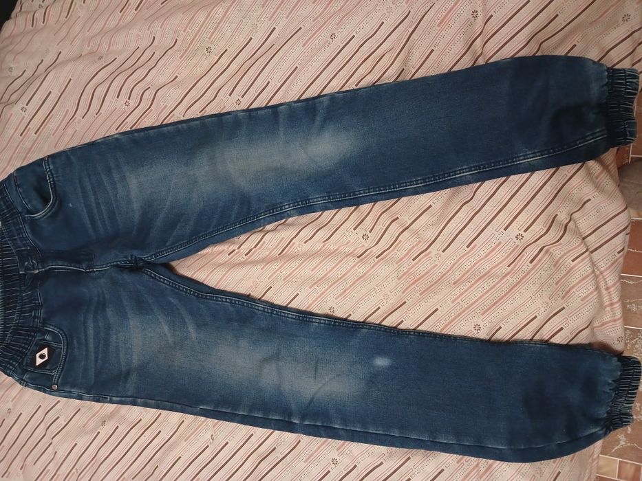 Продам джинси утеплені