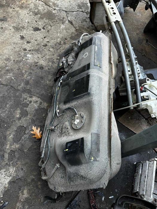 grand vitara ii zbiornik paliwa 2.0 16v 05-09r kpl