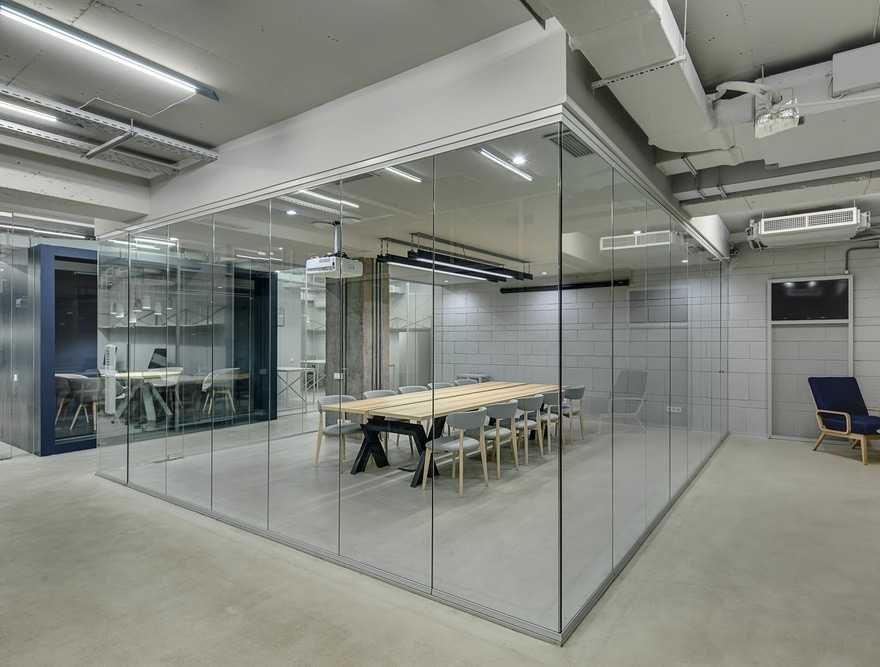 Teto Falsos, Divisórias em Pladur, Pavimentos, Revestimentos