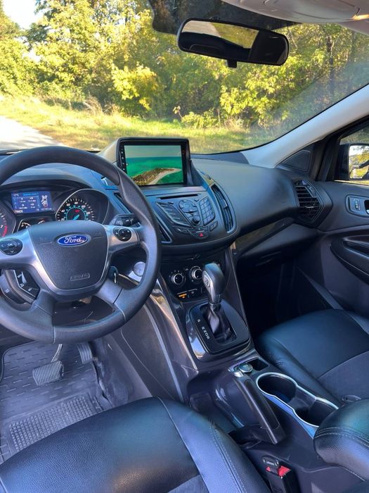 Ford Escape 2015 року