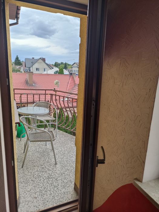 Pokoje, kwatery, parking