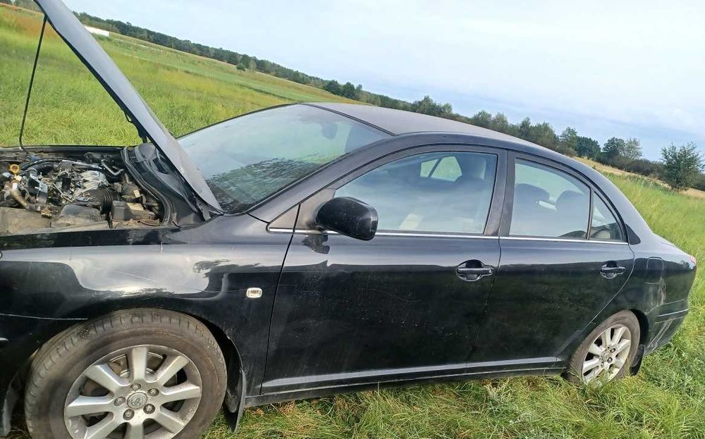 części toyota avensis t25 ,2.2d4d, 2ad, kolor 209