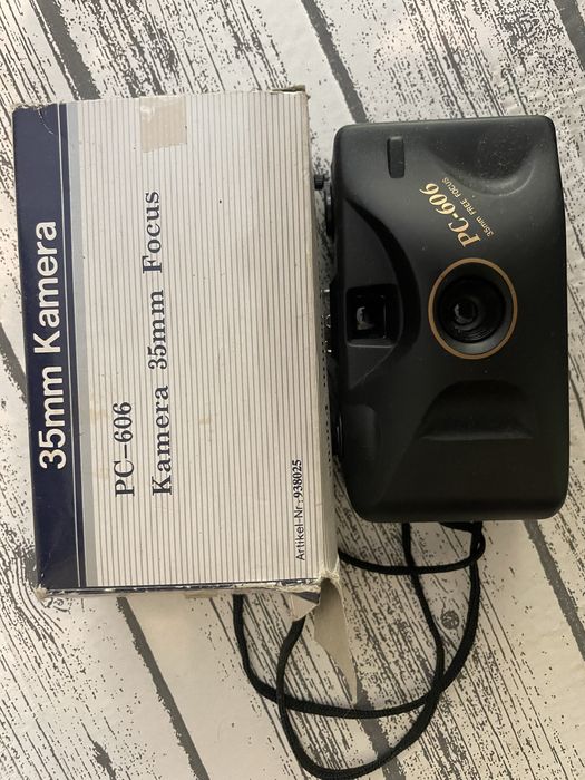 Nowy aparat analogowy małpka fotograficzny