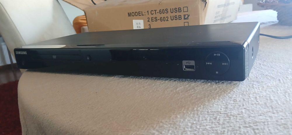 Dvd Samsung sem comando