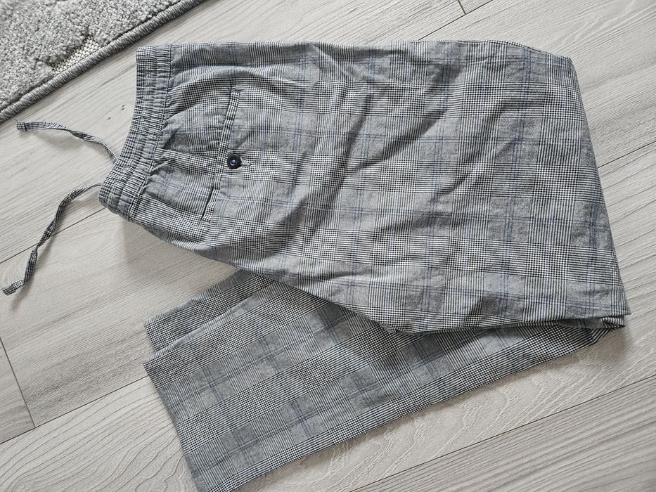 Eleganckie spodnie na gumce męskie