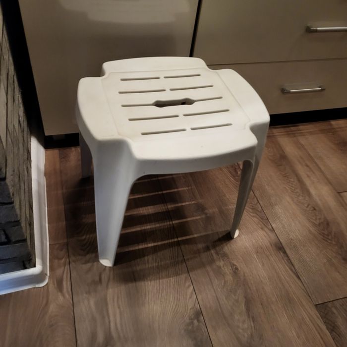 Taboret plastikowy