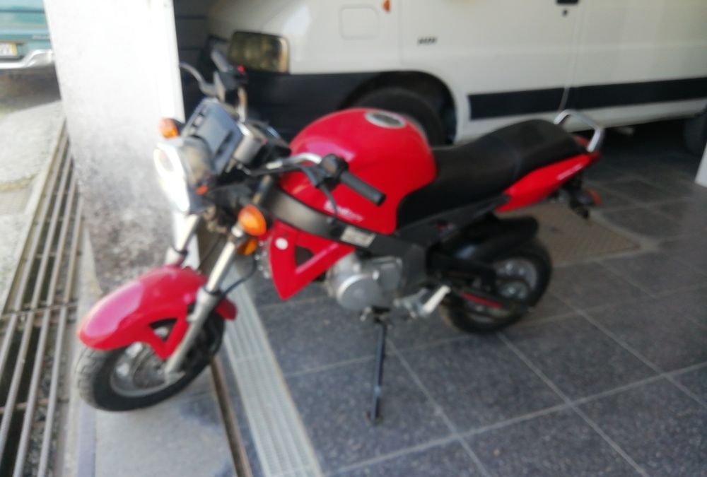 Motinha pequena de50cc com kit completo de 70 cc