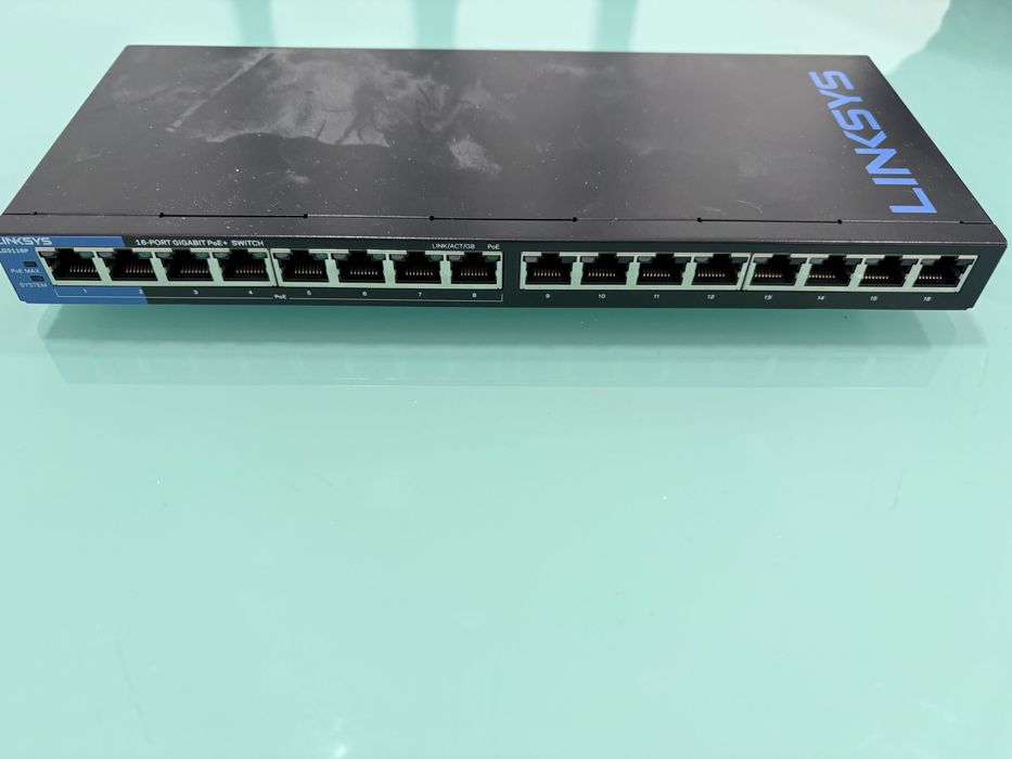 Linksys LGS116P 16-Port Gigabit PoE+ Switch em Bom Estado [98]