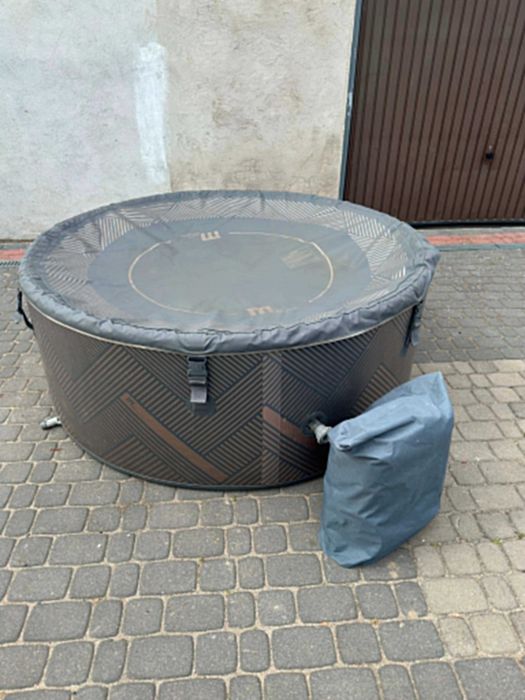 Dmuchane spa ogrodowe MSpa MONO ECO WIFI 6-osobowe / Jacuzzi / hydromasaż