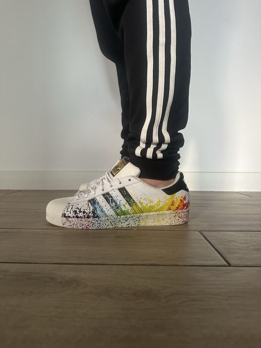 Adidas Superstar Pride Shoes White Black Multi-Color Rainbow 42 roz.