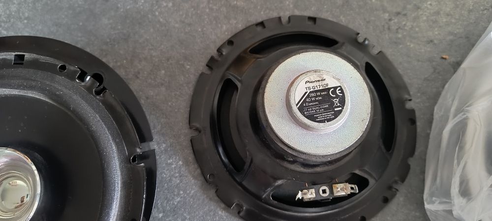 Głośniki przedni przód drzwi passat b5 Pioneer TS-G1710F  280 Wat