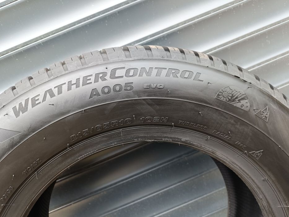 Opony wielosezonowe Brigistone 215/65R16