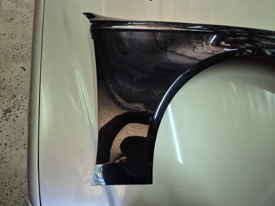 Переднє праве крило Audi A4 B8 2014 (рест) колір чорний, LY9B