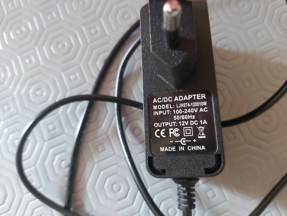 Carregador/ Fonte alimentação 12V DC 1A