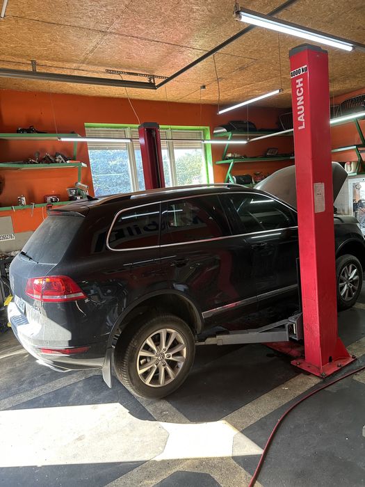 Капот Volkswagen Touareg nf fl таурег дверь фара