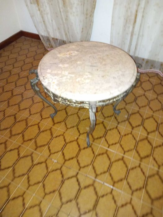 Mesa de sala de estar