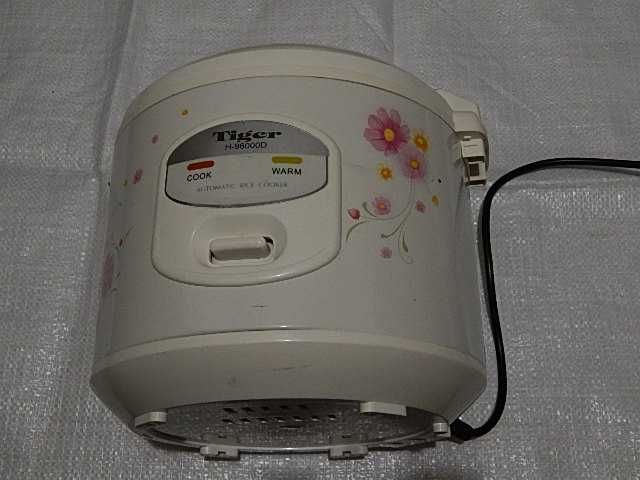 рисоварка мультиварка для ролів суши tiger зборка Japan стан нової