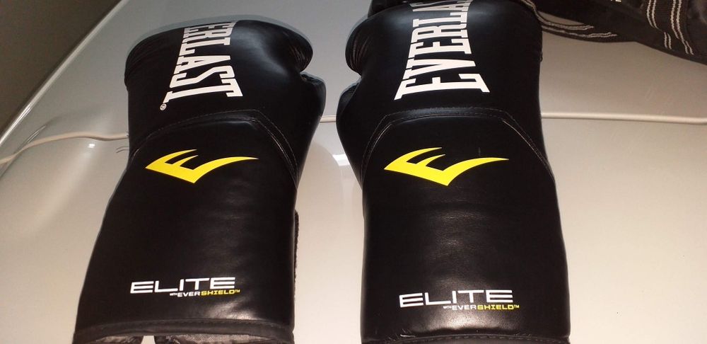Luvas boxe kickboxing Everlast Elite 14oz