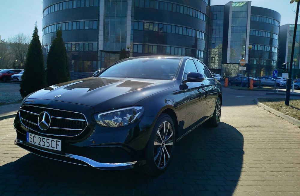 Mercedes E Class  |  Wynajem E klasa E300dE