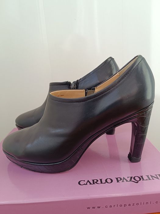 Ботильйони демісезонні жіночі чорні шкіряні carlo pazolini 39 розміру