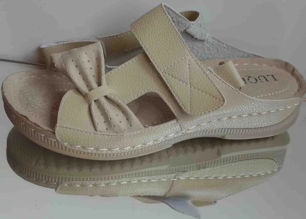 Wygodne sandały Damskie szersze Rzep koturn 40