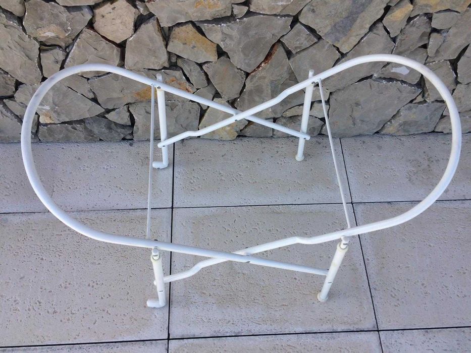 Suporte de alcofa de bebé e colchão para alcofa