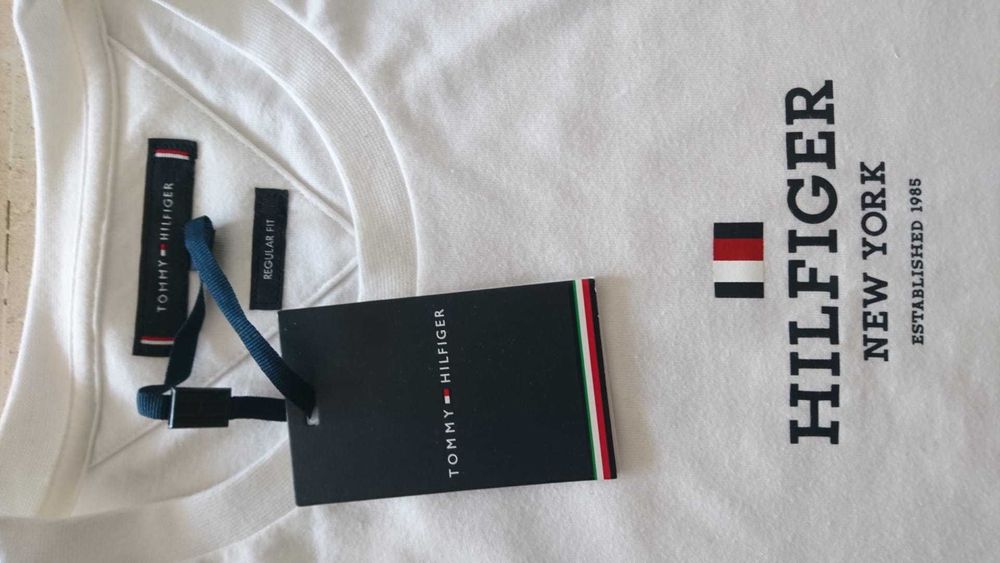 Tommy Hilfiger - T-Shirt (NOVA)