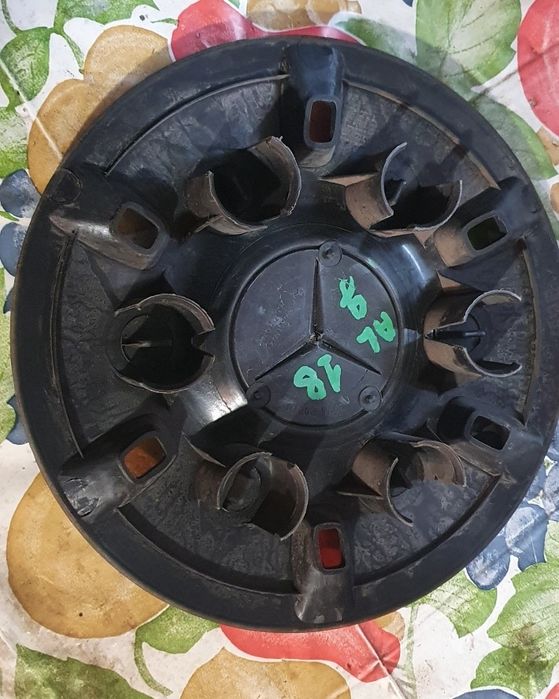 Kołpak  dekiel  mercedes