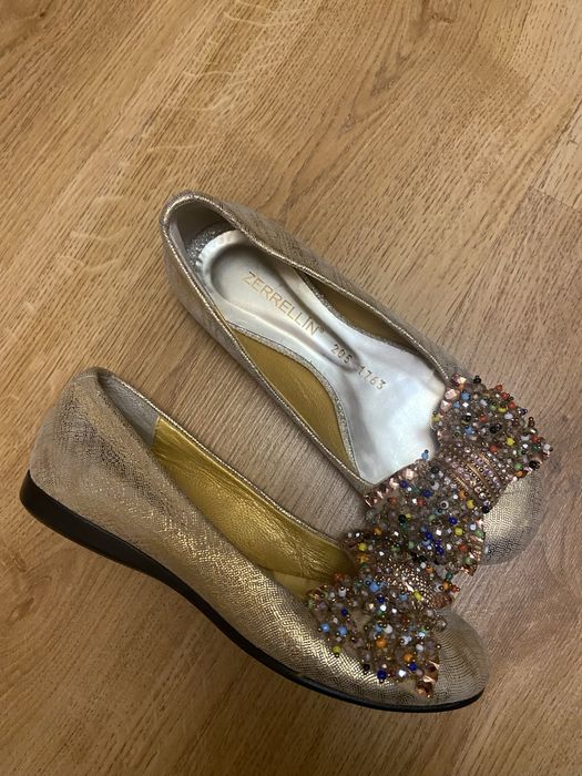 Туфлі золоті для дівчинки