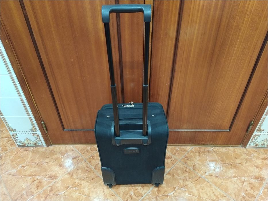 Mala malas de cabine até 8 a 10 kg viagem casa quarto apartamento.