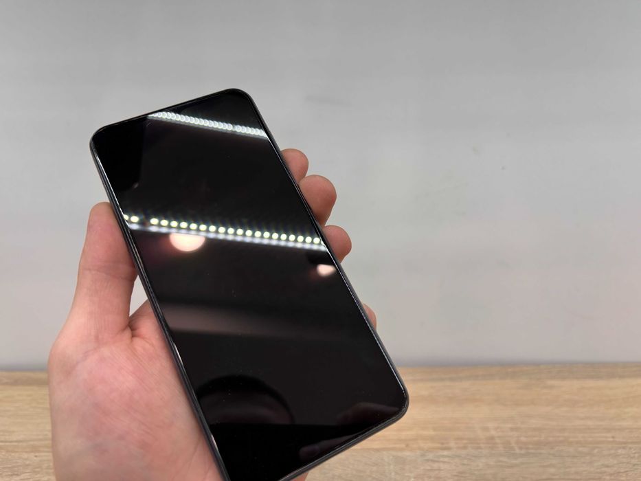 Smartfon Samsung Galaxy A13 4/64gb jak nowy