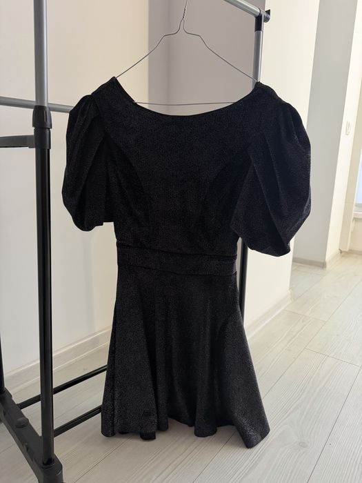 Святкова сукня міні