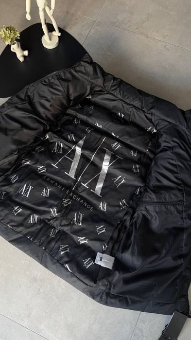 Нова  чоловіча  жилетка безрукавка Armani Exchange  розмір  M-3XL