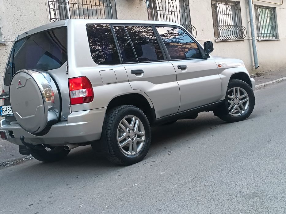 Mitsubishi Pajero 2002