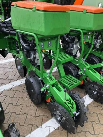 Сівалка точного висіву 8 рядна. Просапна сівалка. Amazone Precea.Нова.