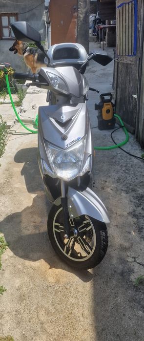 Scooter eletrica neo volt runer 250w bateria 60v