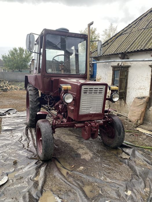 Продам тракторТ25