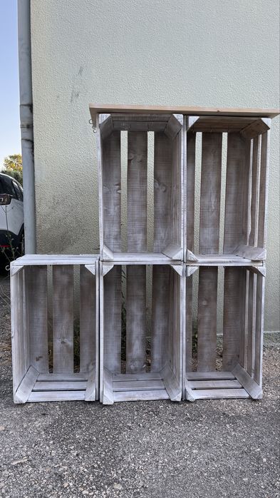 Móvel de caixas de fruta de madeira