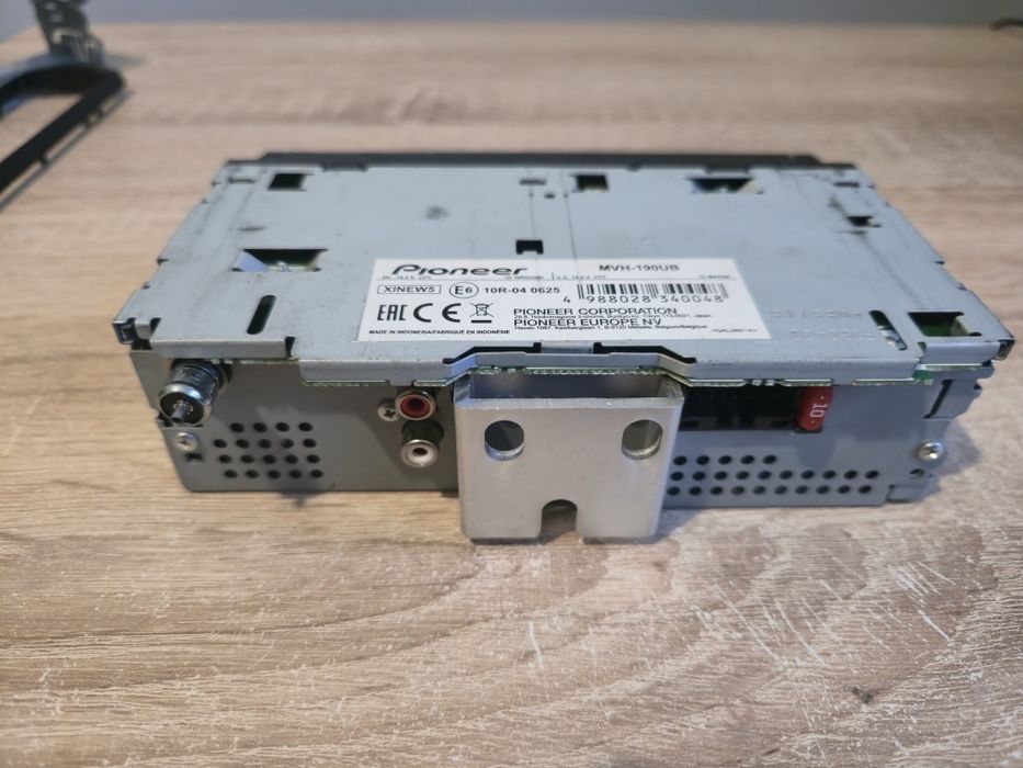 Radio samochodowe Pioneer MVH-190UB