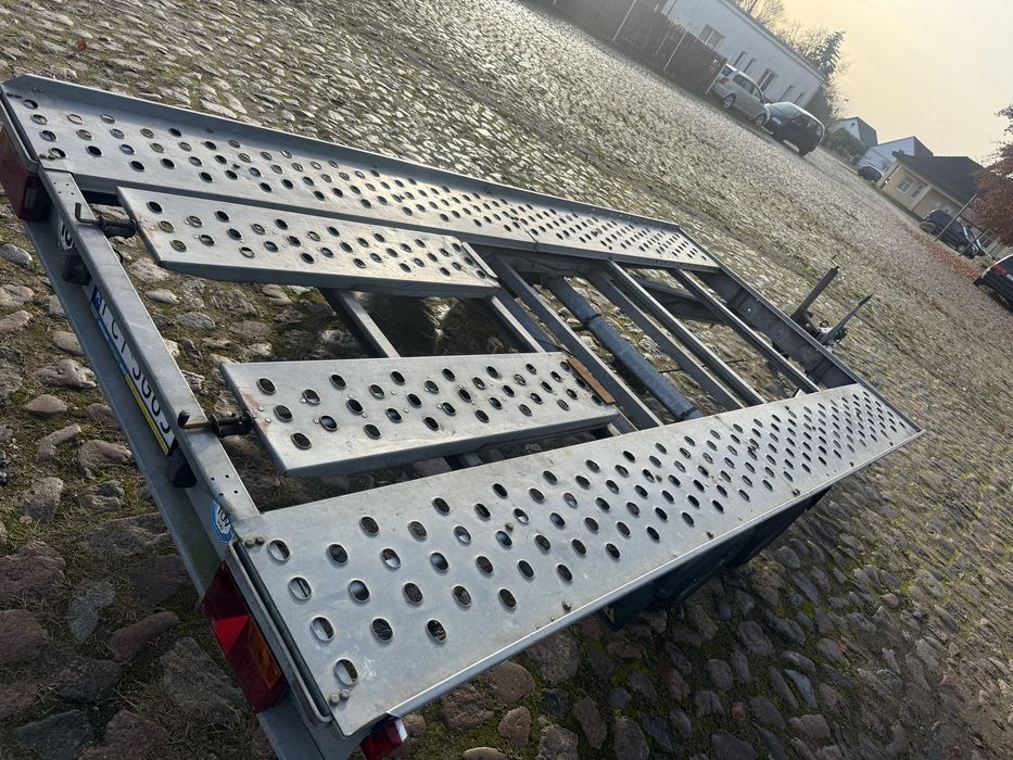 Przyczepa Laweta uchylna 2600 dmc 4m