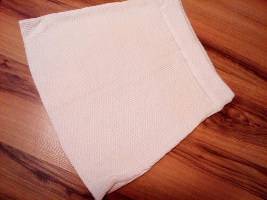 Spódnica z dzianiny