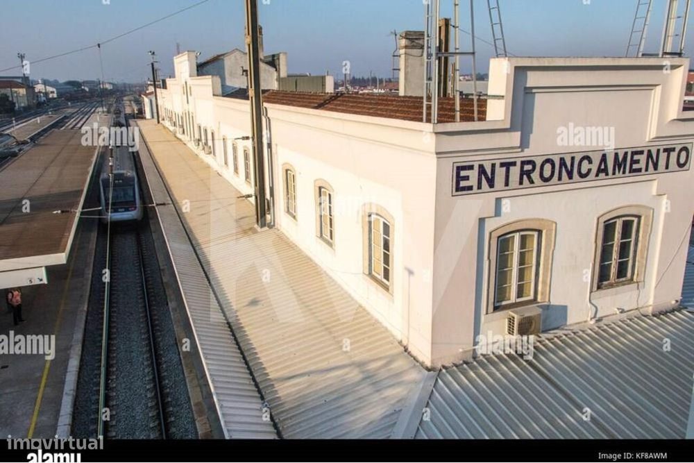 Vende-se Terreno Urbano no Entroncamento
